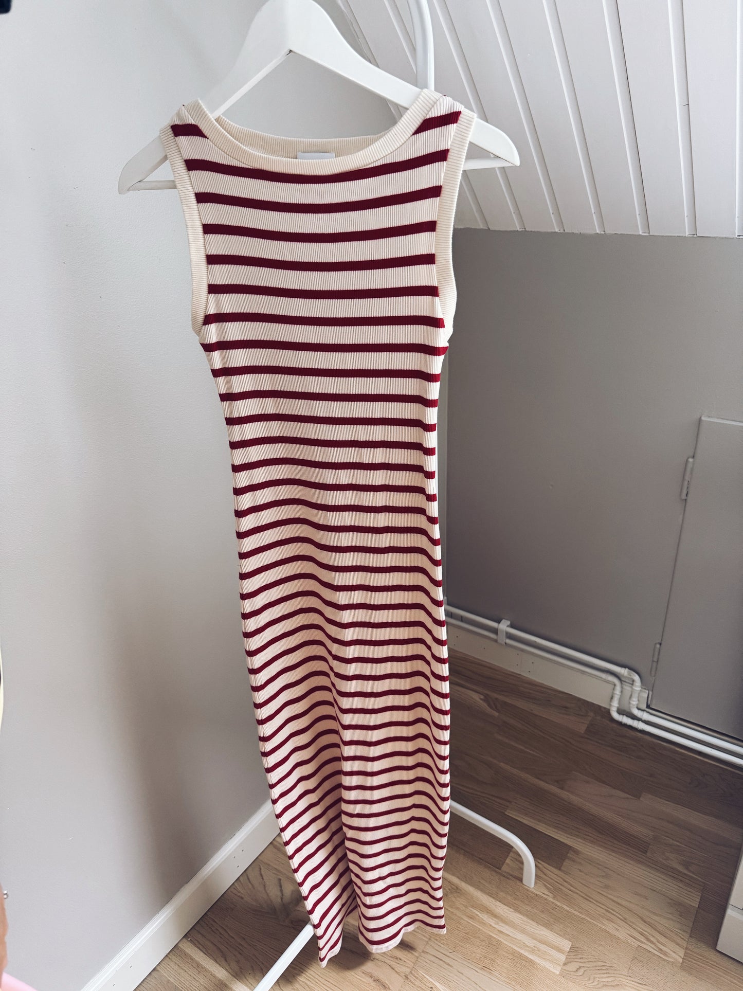 INGER DRESS RED STRIPES