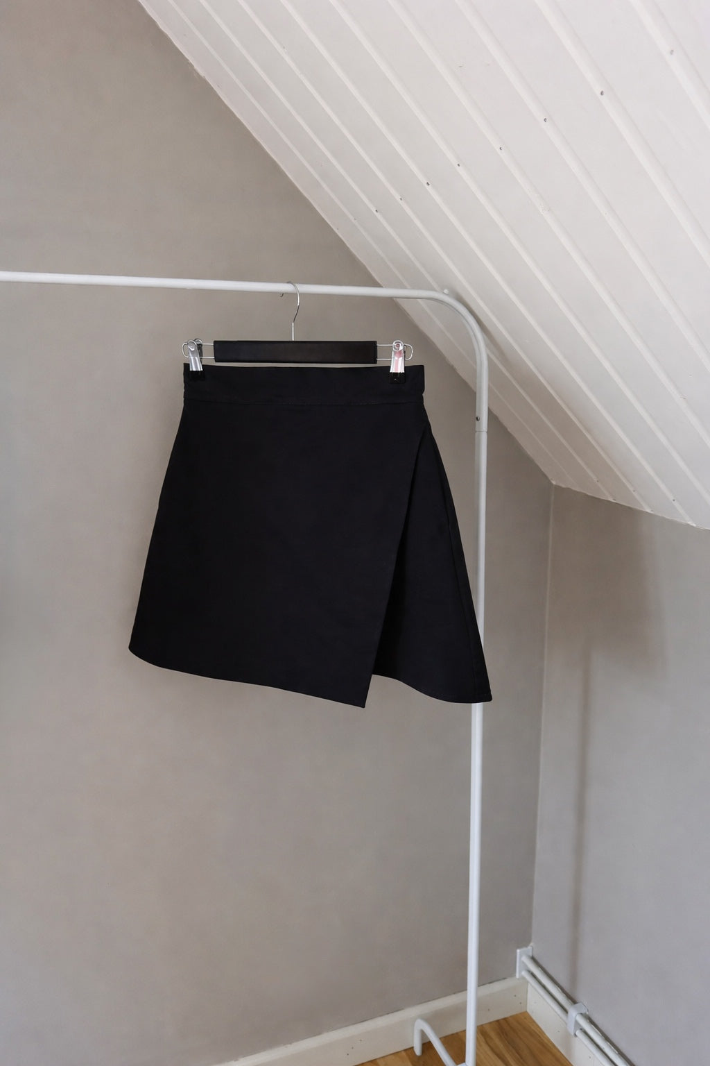 VIDA SKIRT BLACK
