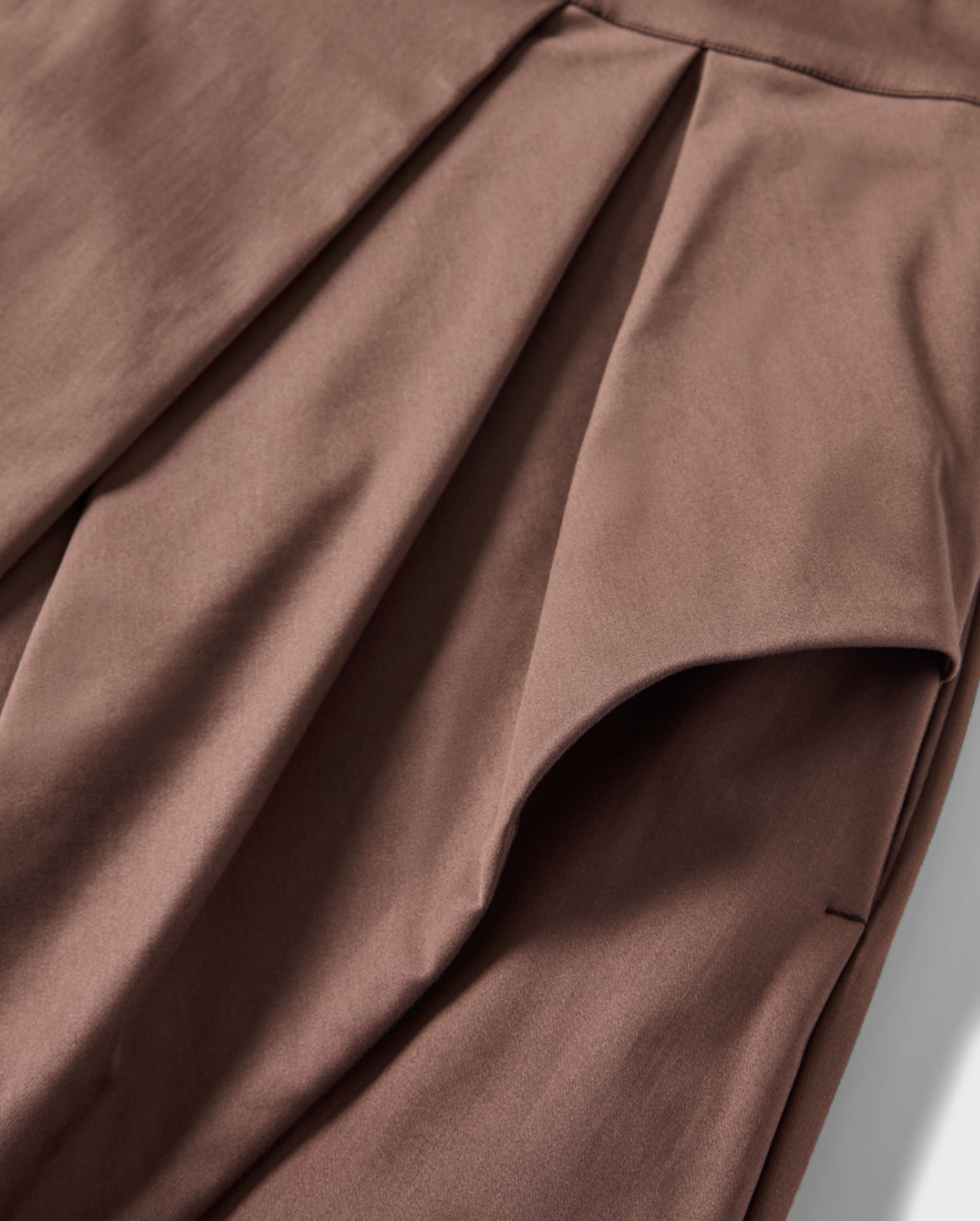 LOVE SKIRT MILK CHOCOLATE