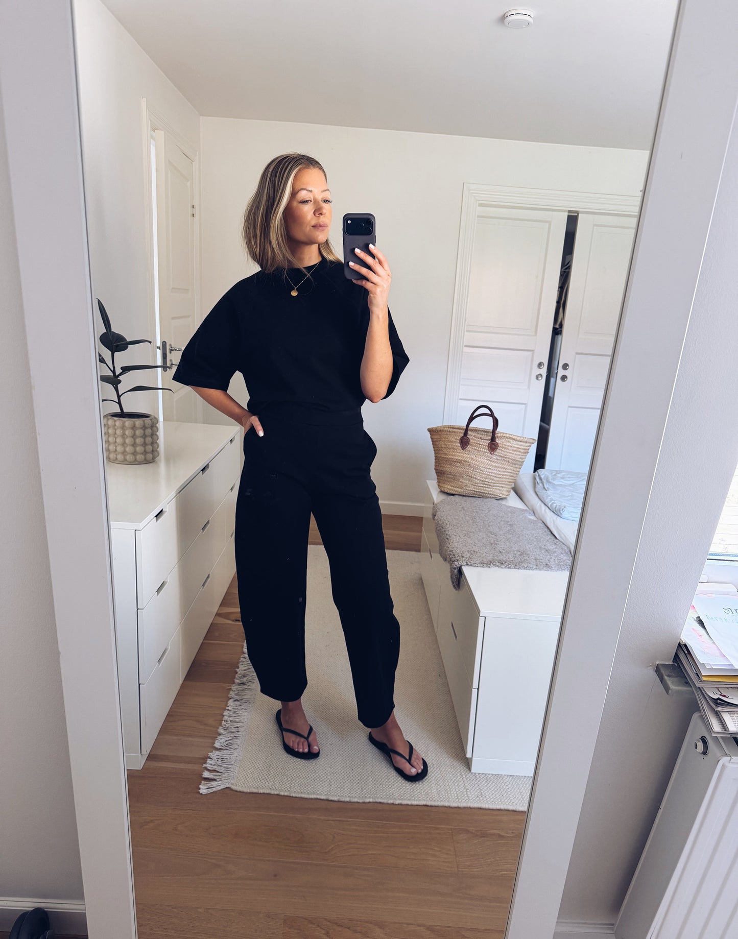 HILDUR SHORTSLEEVE BLACK