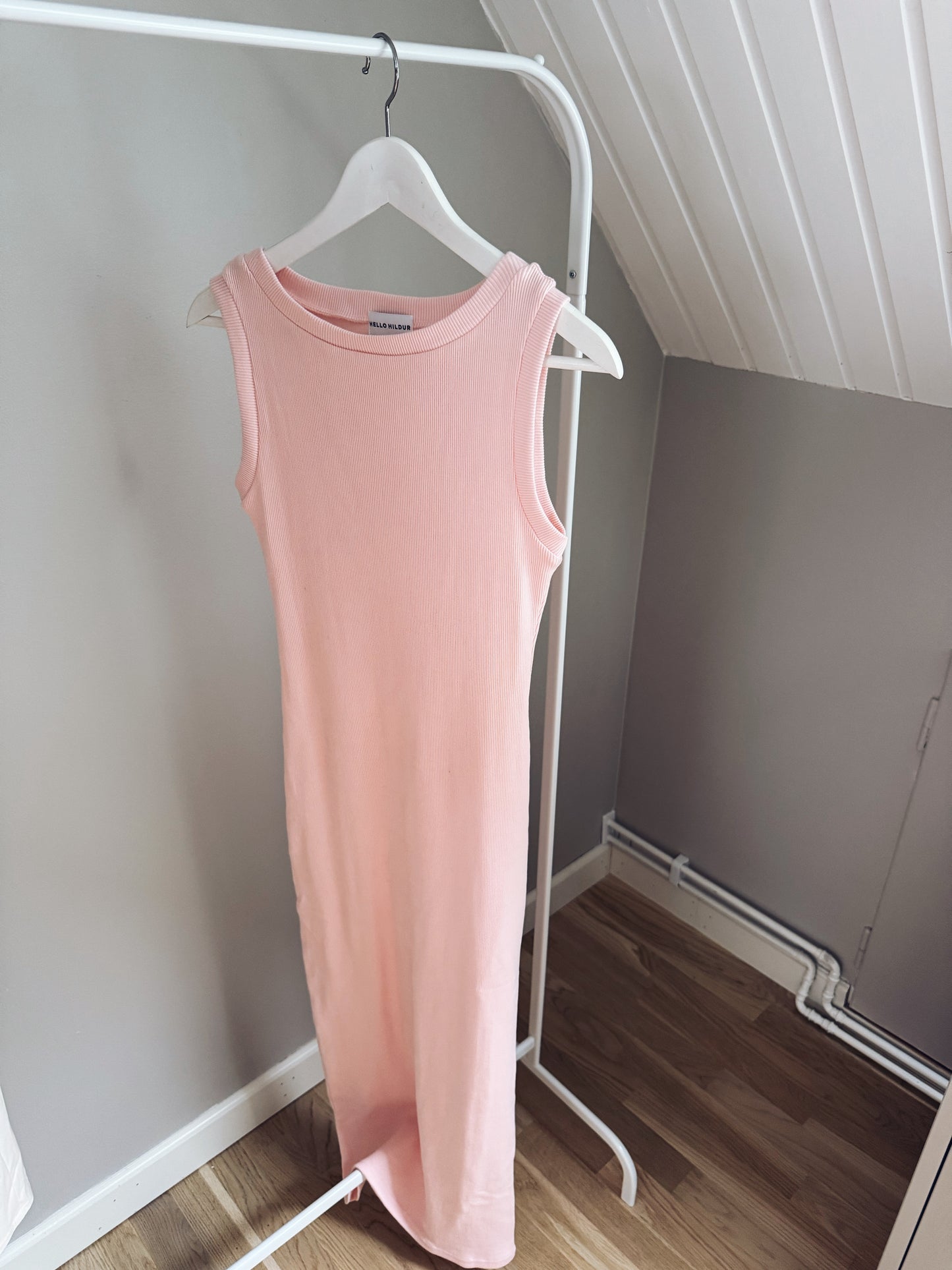 INGER DRESS DAWN SOFT PINK